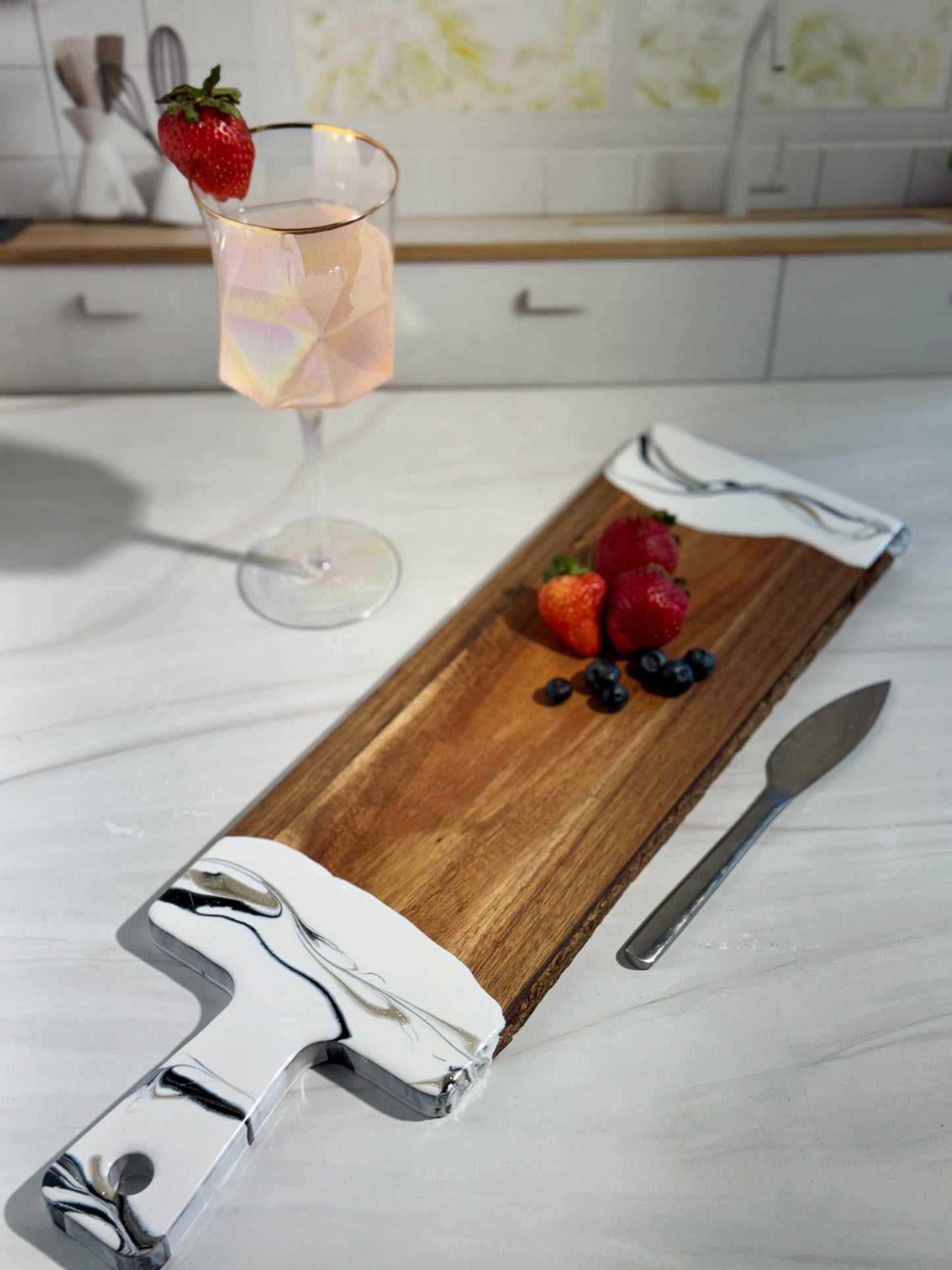 Oro Collection Small Live Edge Acacia